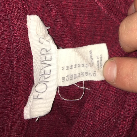 Crop top - Picture 3 of 3